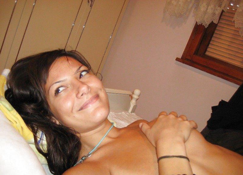 10P Sexy Greek Girlfriend
