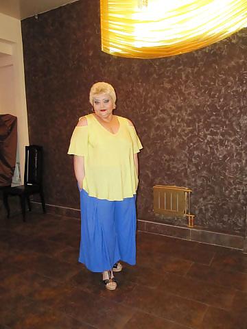 11P Russian Mature female face! Amateur! 