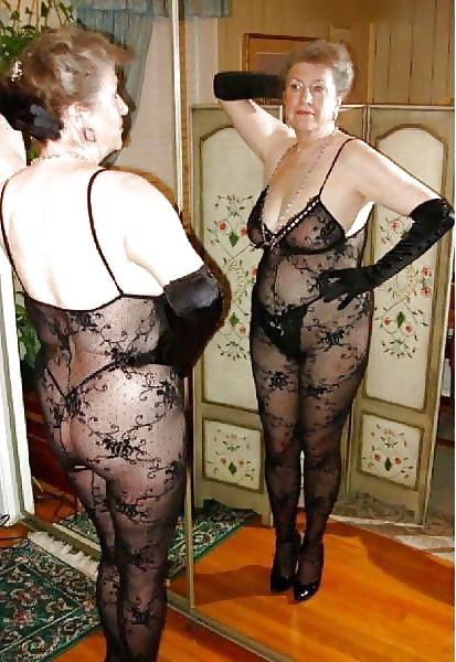 21P Grannies in their bra and knickers 6