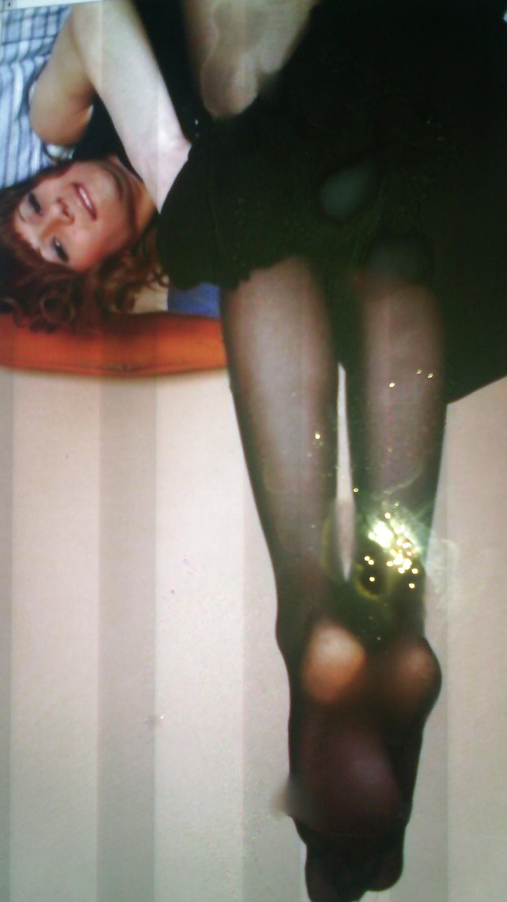 25P My cum on footjob teen 
