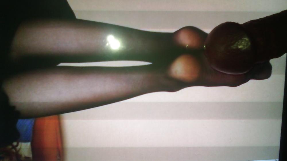 25P My cum on footjob teen 
