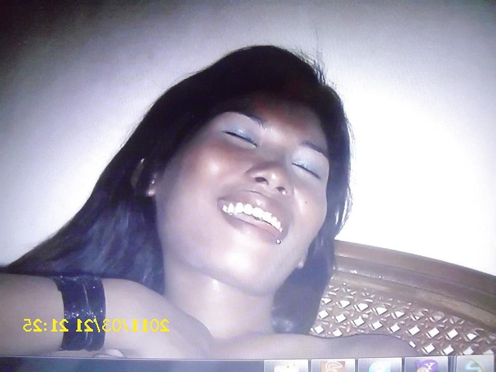 6P cum on my  gf,s pussy  4 us please