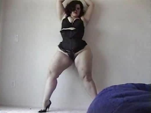18P Thick Thighs 10