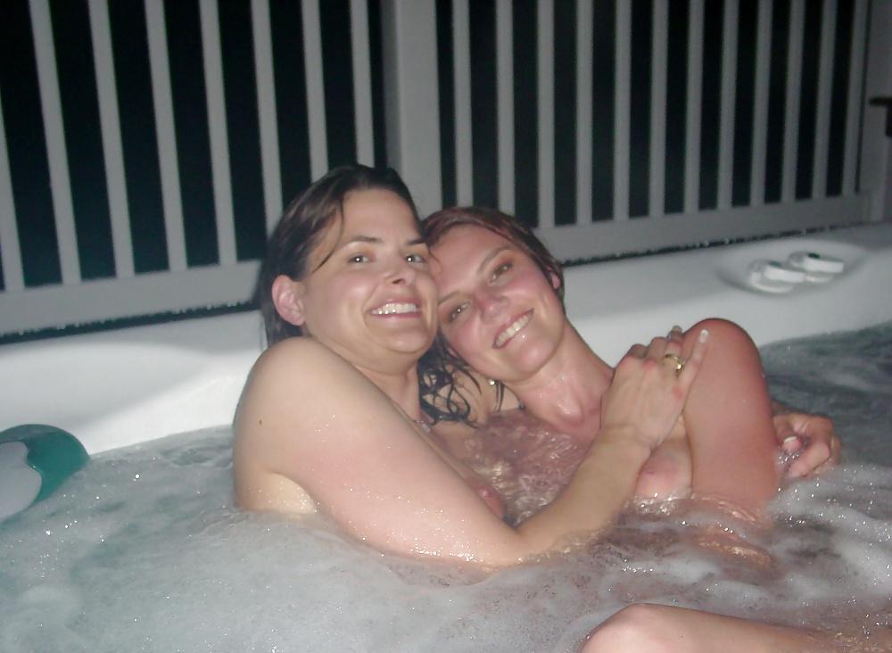 20P Hot bath time