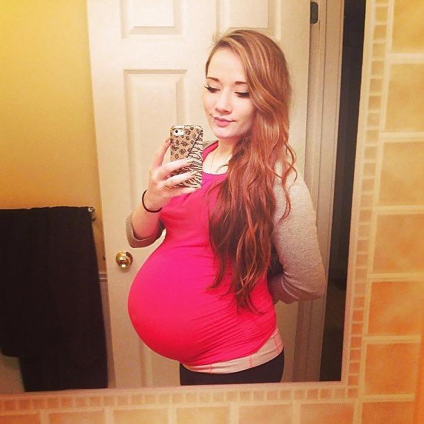 16P A few pics of her when she  was pregnant