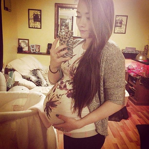 16P A few pics of her when she  was pregnant