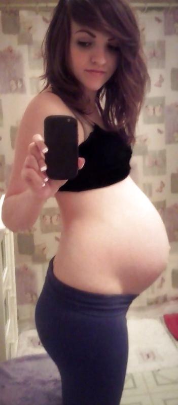 16P A few pics of her when she  was pregnant