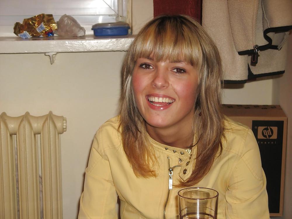 9P Nice blonde girlfriend. BJ