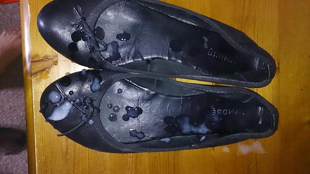 4P Cum on my coworker ballerinas flats 