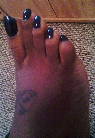 23P Somemore pretty feet.