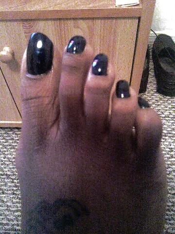 23P Somemore pretty feet.