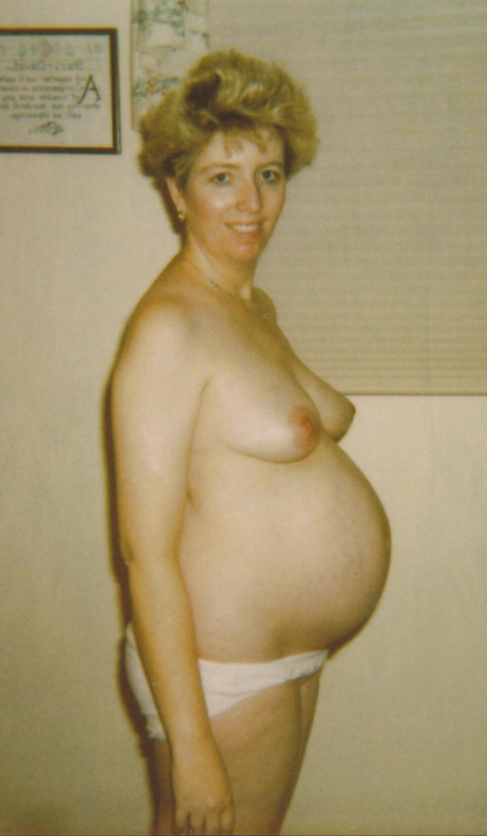 25P Pregnant Polaroid Amateurs 3