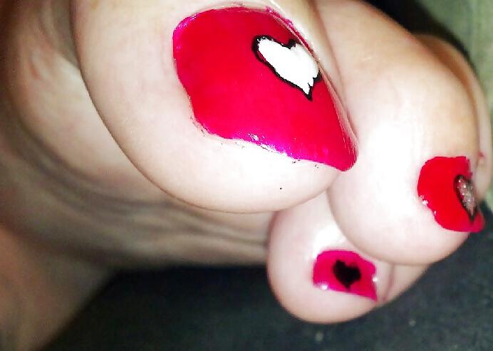 10P Pretty feet
