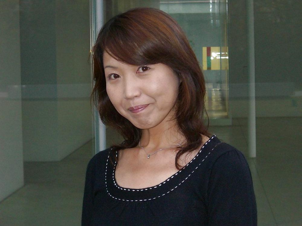 19P Japanese wife age45