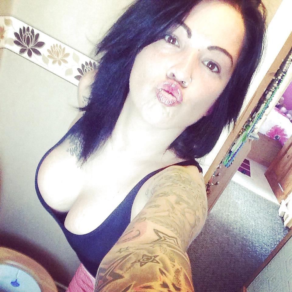 25P Attention seeking slut Alisha Fake tits