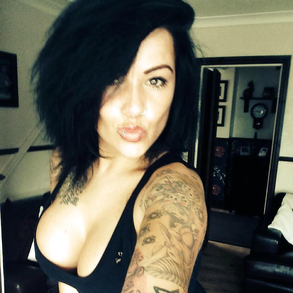 25P Attention seeking slut Alisha Fake tits