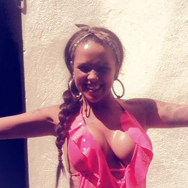 25P Attention seeking slut Alisha Fake tits