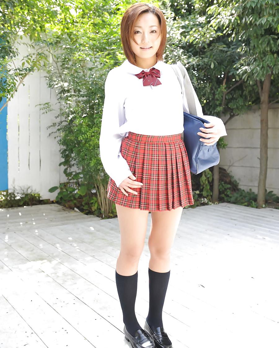 25P Shaved japanese pussy