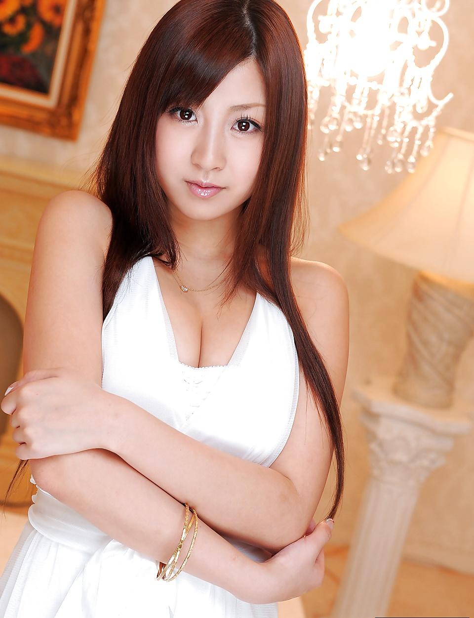 25P Hitomi Kitagawa - Pretty Japanese Girl