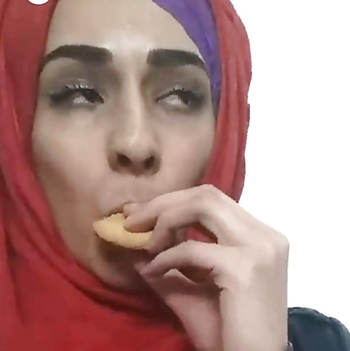 7P Hijab slut whore