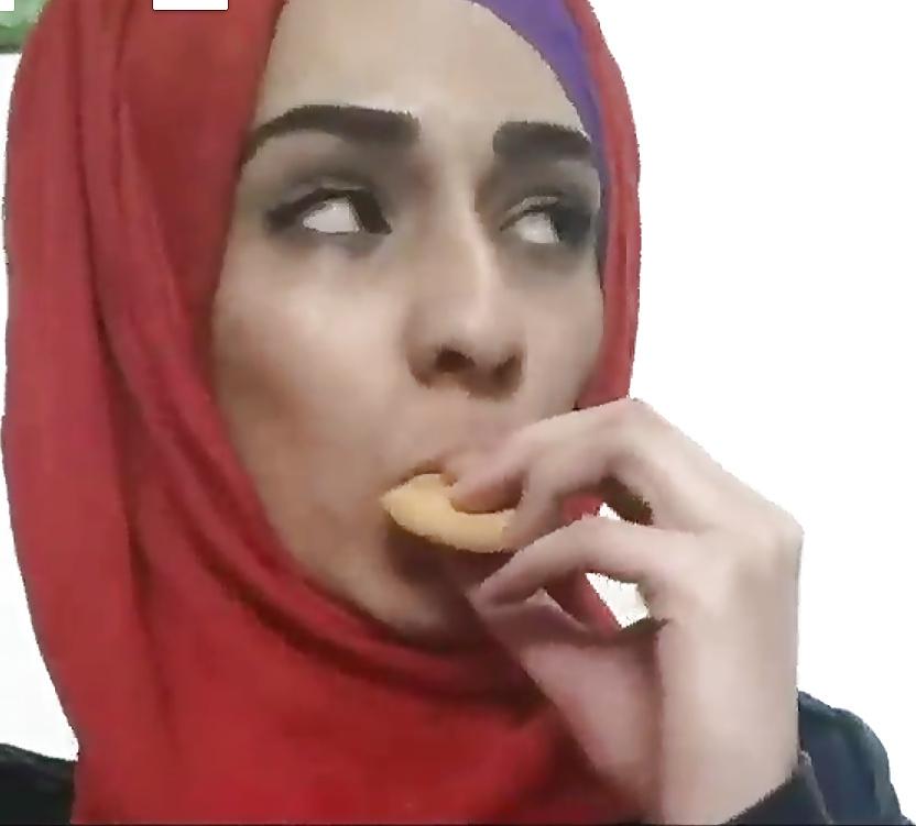 7P Hijab slut whore