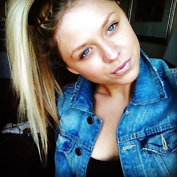 25P Blonde co worker amanda nn