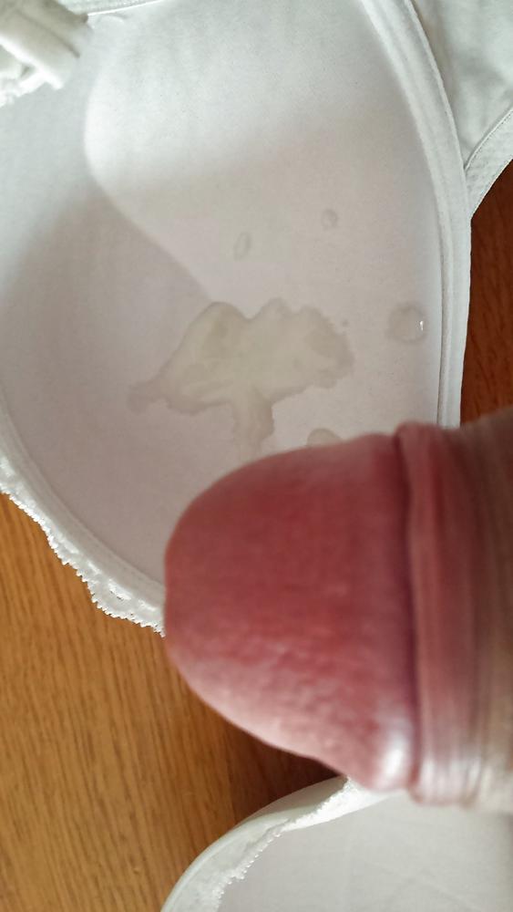 5P BH wichsen, Sperma, cum in bra, geil, horny