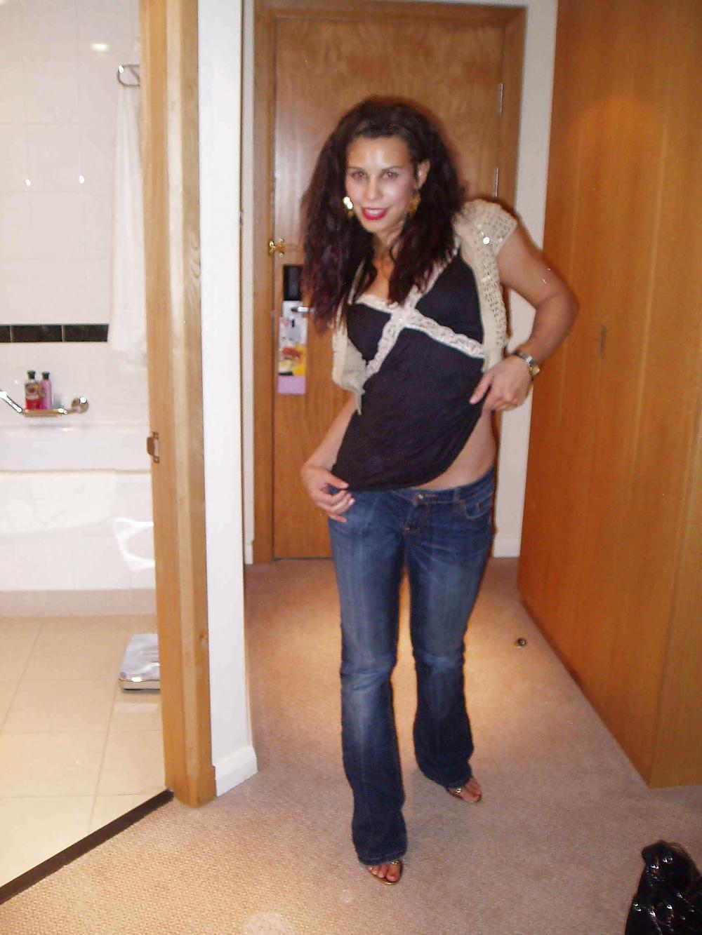 25P Girlfriend on Vacation