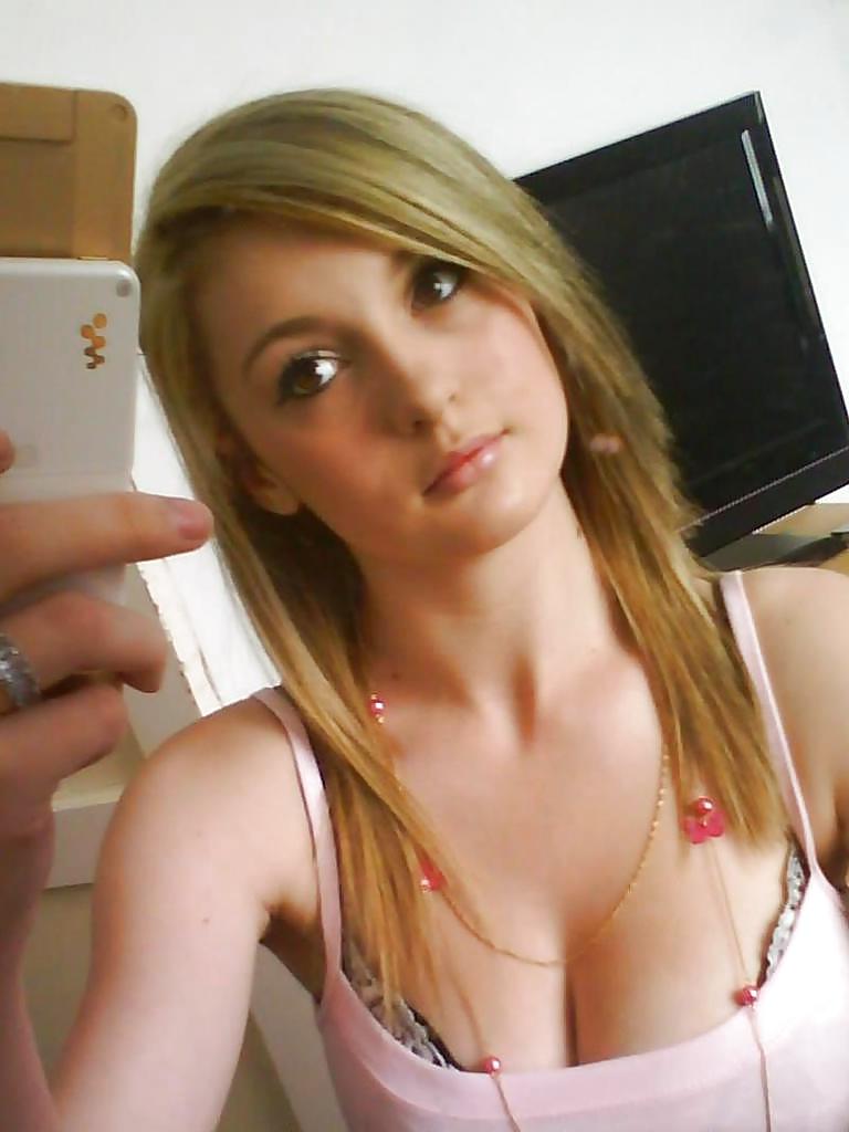 25P She knows she's a tease....