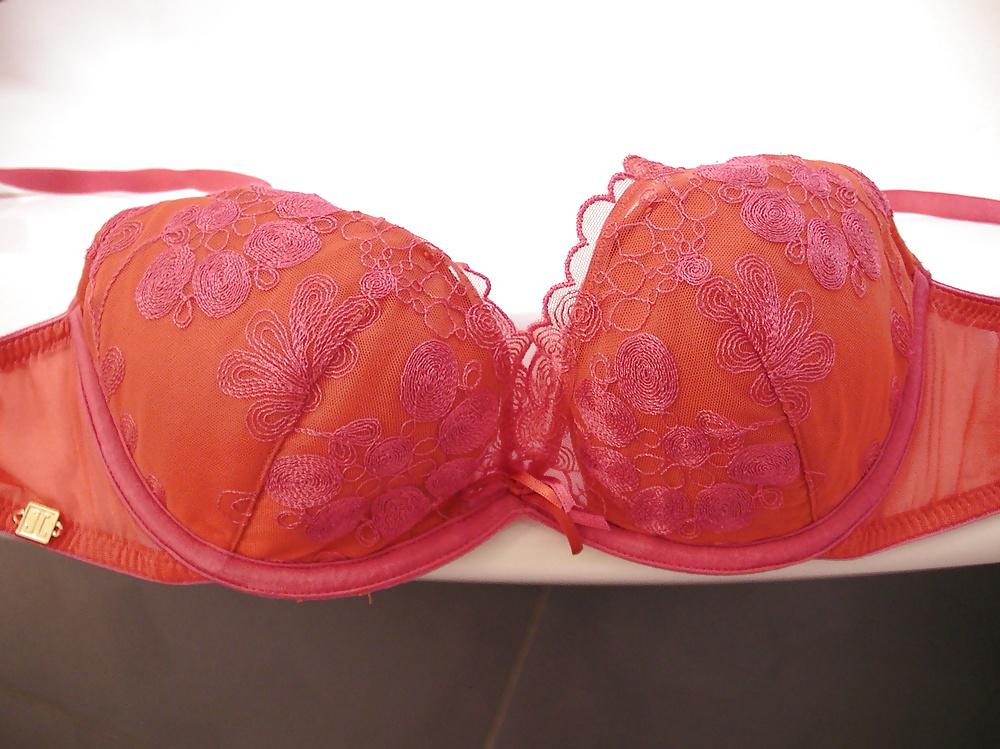4P Red bra