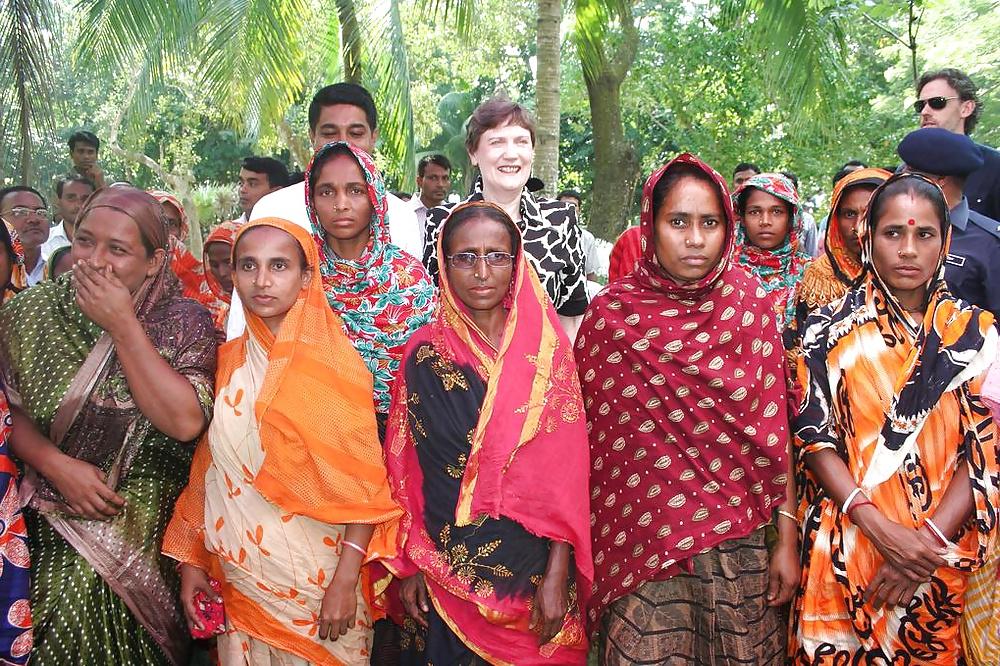 13P Cum on Bangladeshi women 