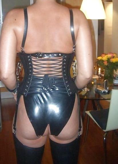 25P PHOTOS  FROM PRIVATE SEX MAGAZINS UPLOAD FROM HELLE