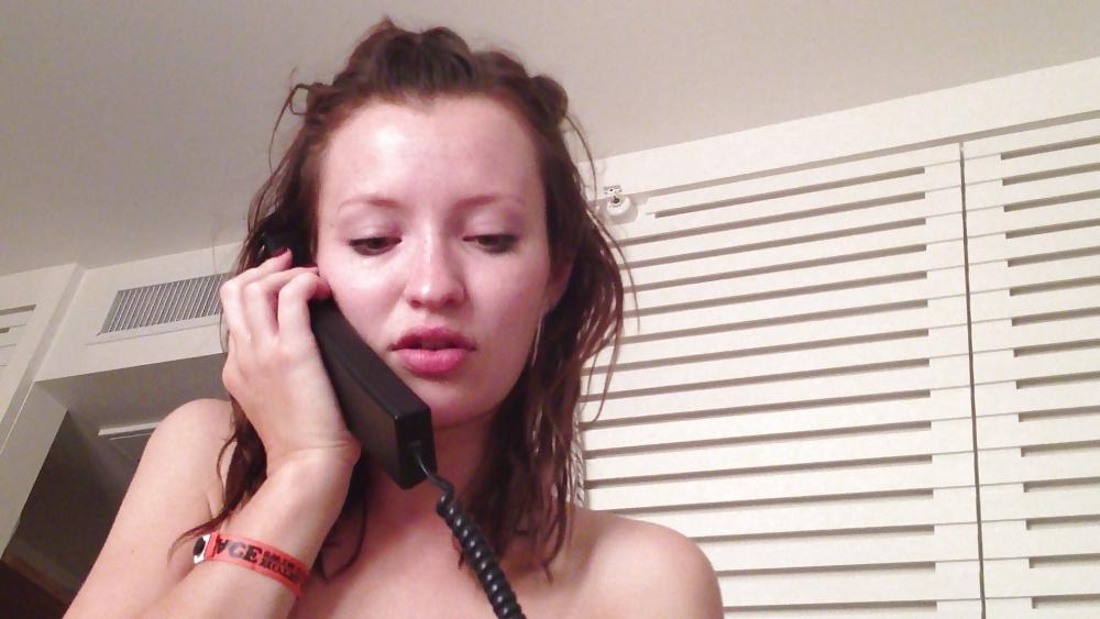 25P Emily Browning - caps from room service vid