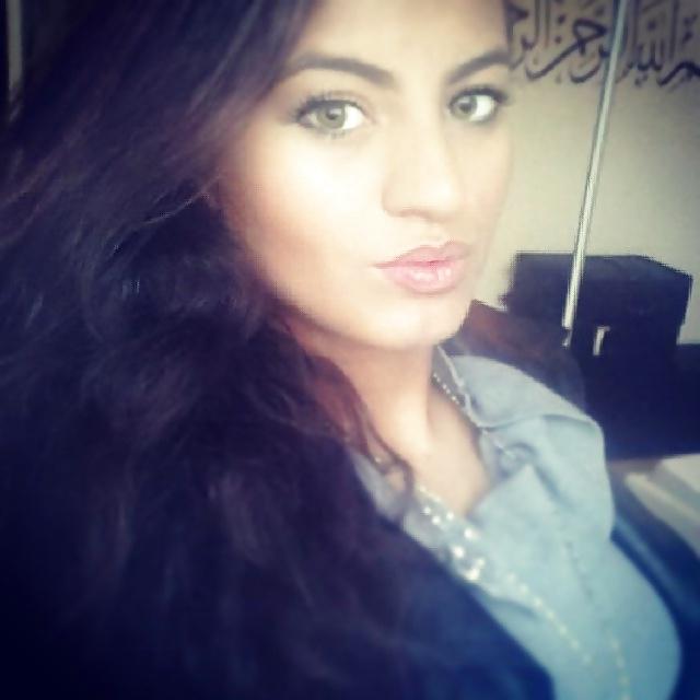 13P Arab beauty 18 - Cum on her