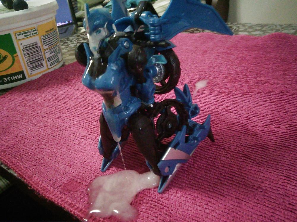7P Cum On: Arcee
