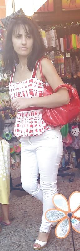 7P MILF in Jeans & Nude