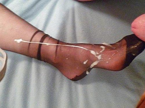 21P Cum on feet with smelly socks Vol.1