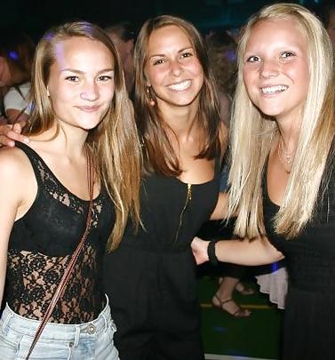 17P Danish teens-255-256-party beach bra cleavage