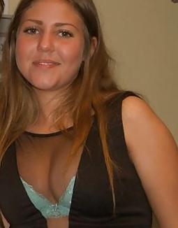17P Danish teens-255-256-party beach bra cleavage