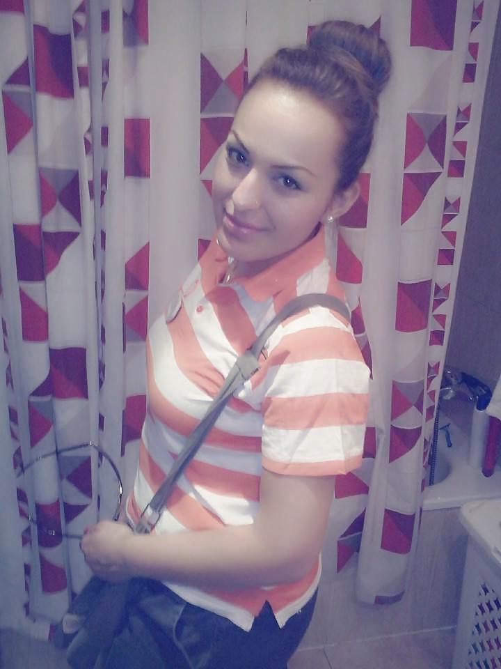 25P Milf big ass and pretty fuckable