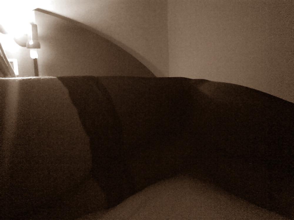 5P Marta: shemale alone in the hotel room