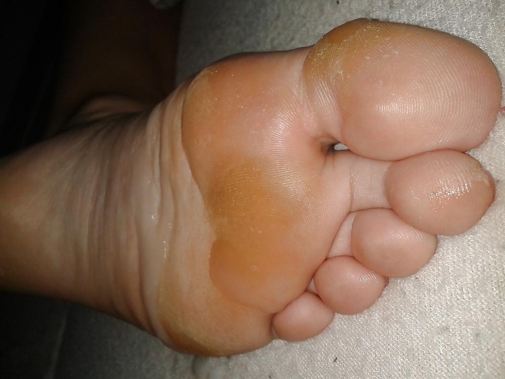 25P Cum on ex soles