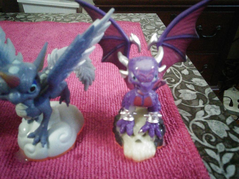 6P Cum On: Female Skylanders Dragons Reduex 