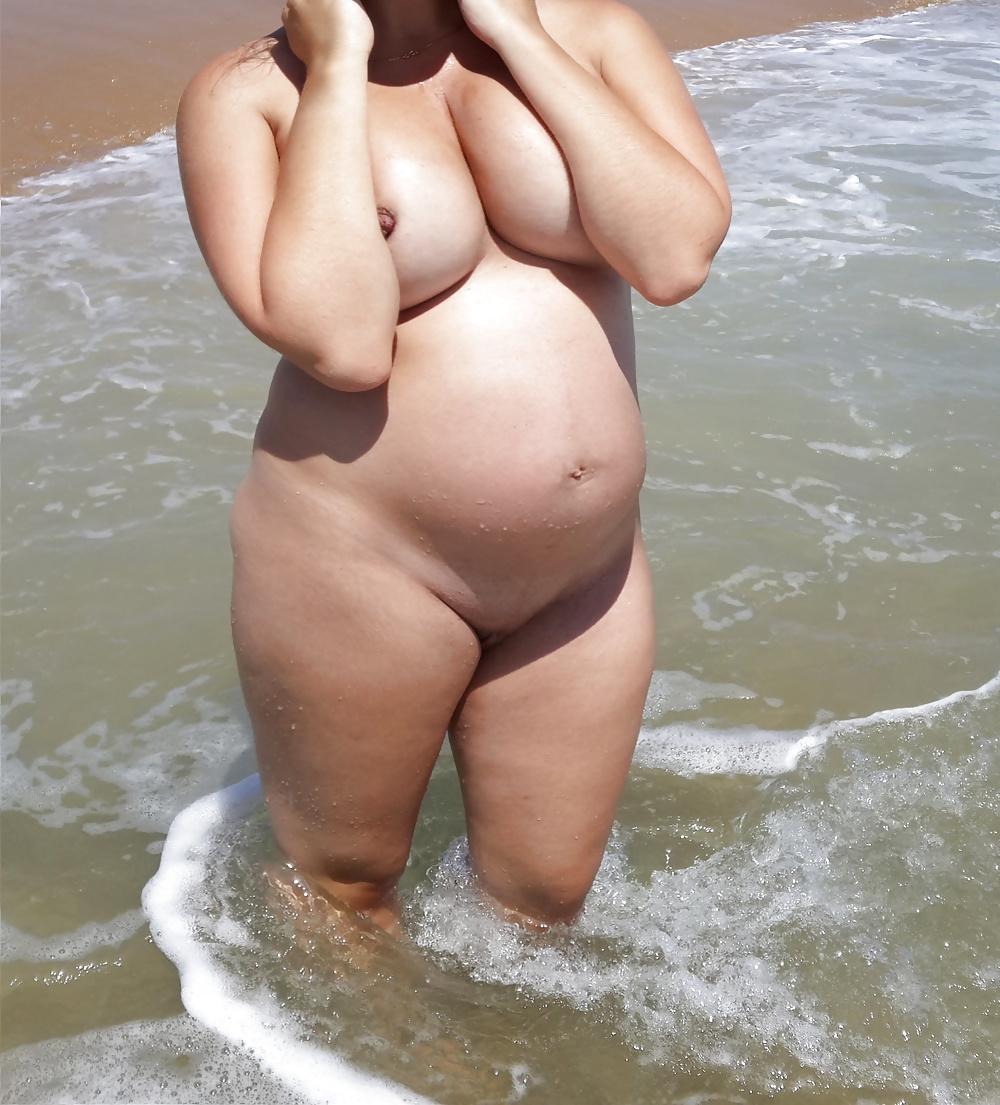 25P Pregnant milfs