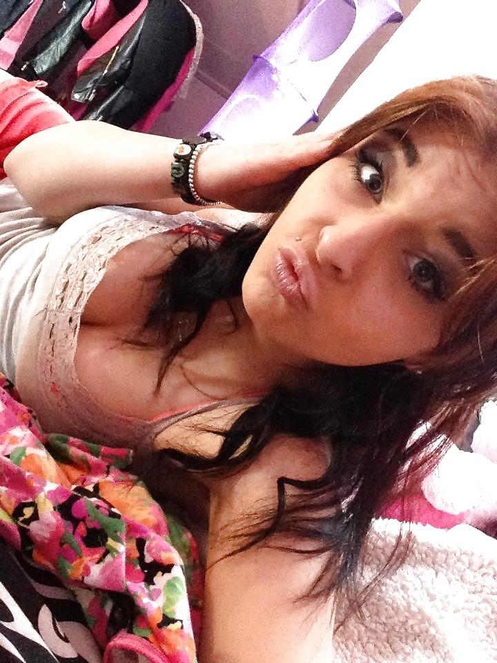 25P Please cum on my tits