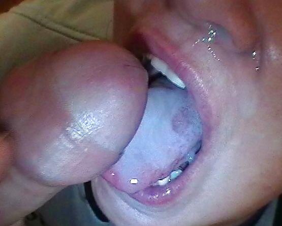 25P Goodsucker  eat sperm