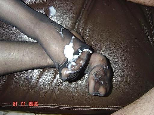 25P Cum on feet with smelly socks Vol.2
