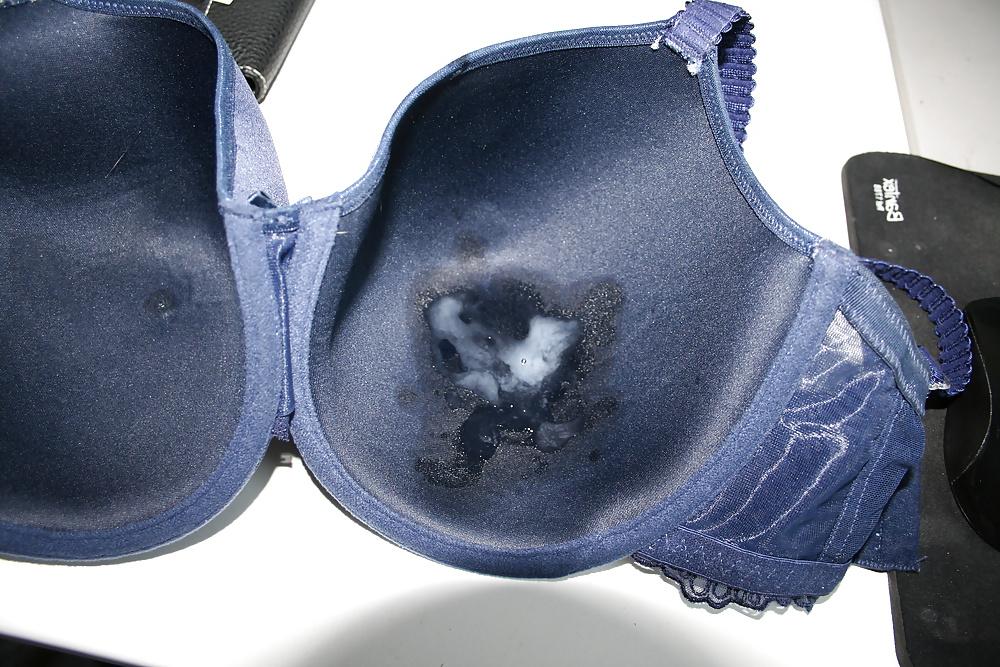 8P Bra cumshot my own collection