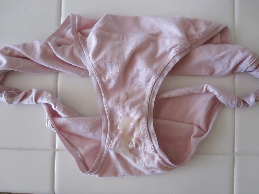 5P Cum on wife's pink panties