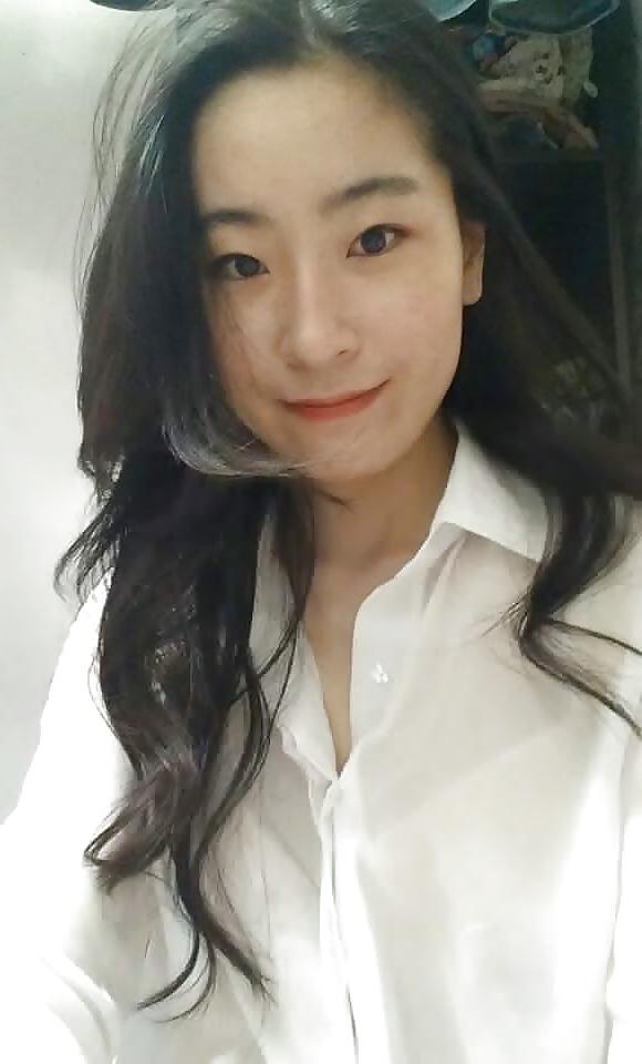 23P Want to cum on this dumb korean's gook face?